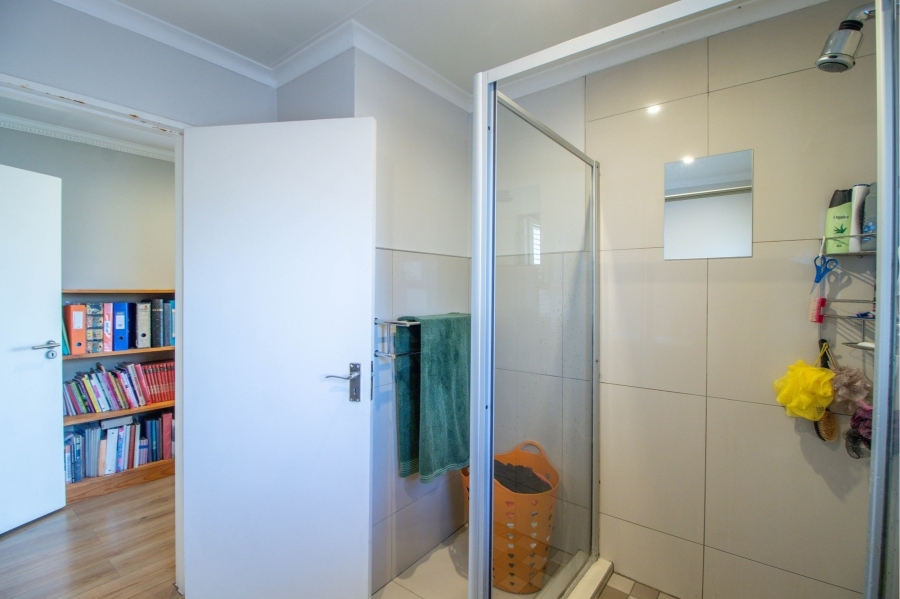 3 Bedroom Property for Sale in Greenstone Hill Gauteng