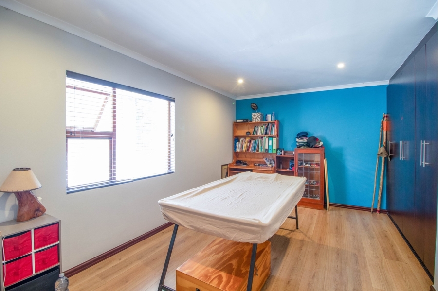3 Bedroom Property for Sale in Greenstone Hill Gauteng