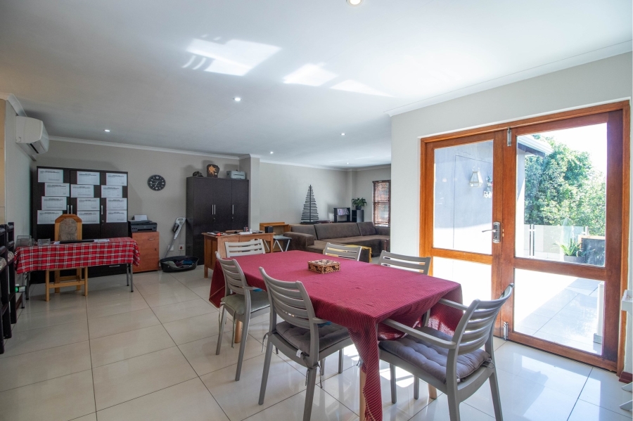 3 Bedroom Property for Sale in Greenstone Hill Gauteng
