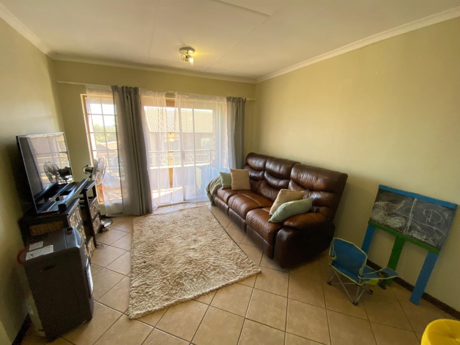 To Let 2 Bedroom Property for Rent in Mooikloof Ridge Gauteng