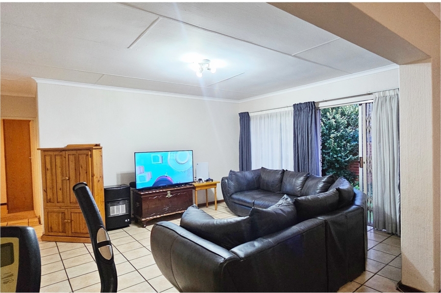 3 Bedroom Property for Sale in Clubview Gauteng