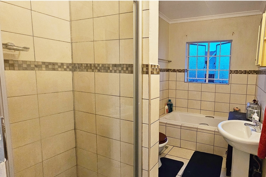 3 Bedroom Property for Sale in Clubview Gauteng