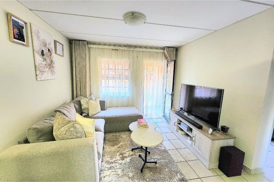 2 Bedroom Property for Sale in Montana Gauteng