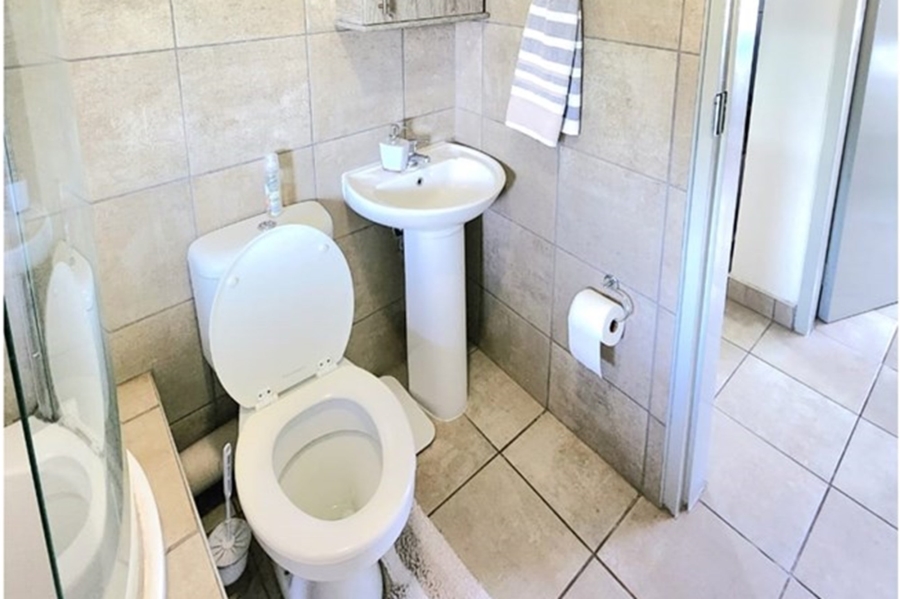 2 Bedroom Property for Sale in Montana Gauteng