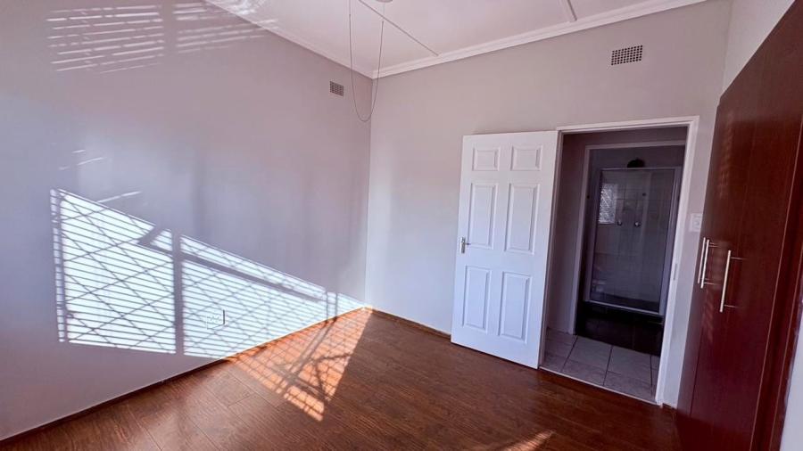 5 Bedroom Property for Sale in Brenthurst Gauteng