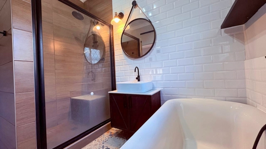 5 Bedroom Property for Sale in Brenthurst Gauteng