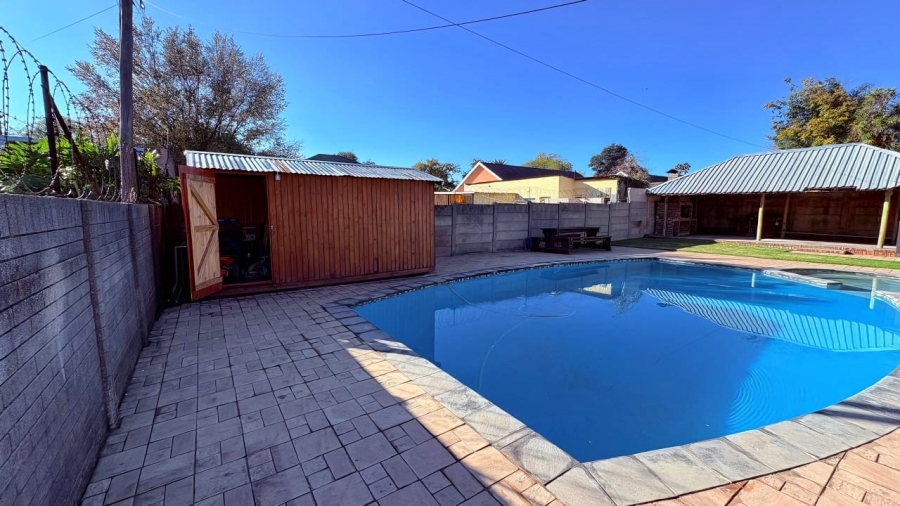 5 Bedroom Property for Sale in Brenthurst Gauteng