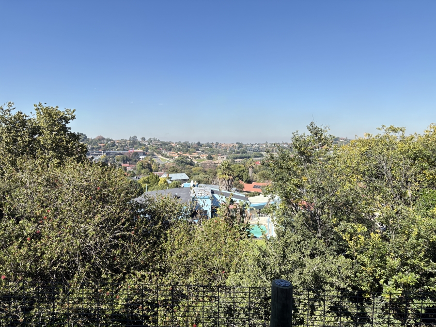3 Bedroom Property for Sale in Florida Glen Gauteng
