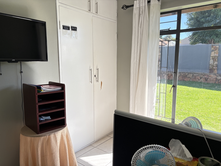3 Bedroom Property for Sale in Florida Glen Gauteng
