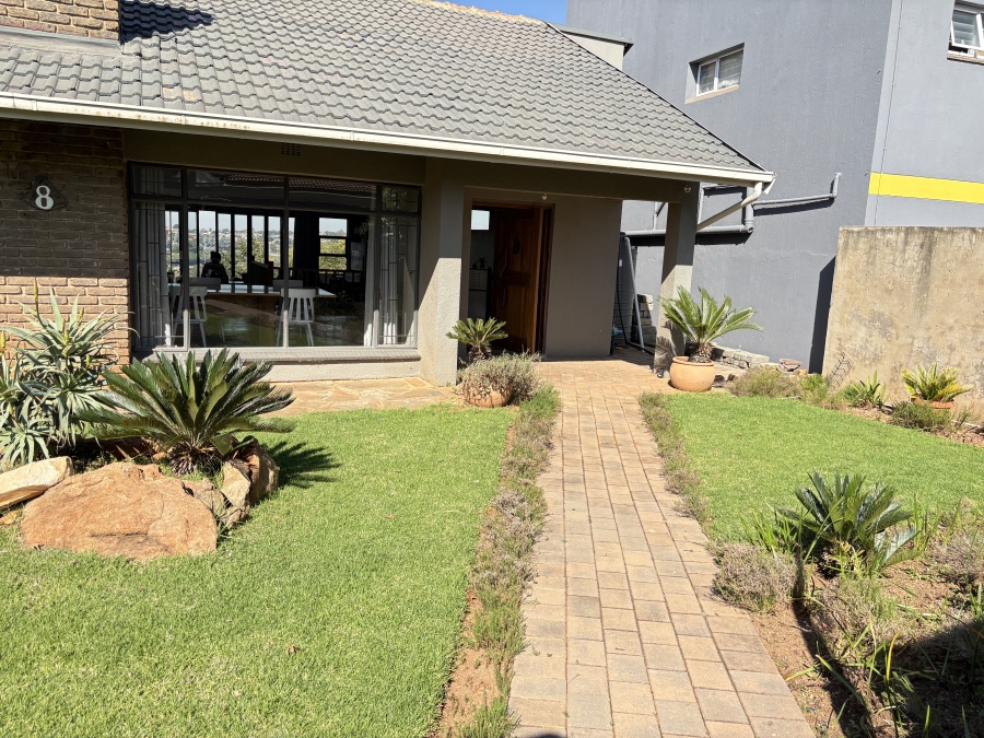 3 Bedroom Property for Sale in Florida Glen Gauteng