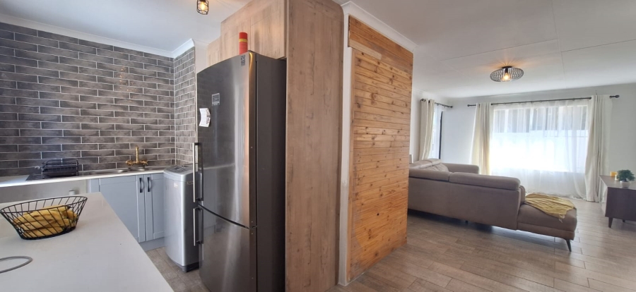 3 Bedroom Property for Sale in Faerie Glen Gauteng