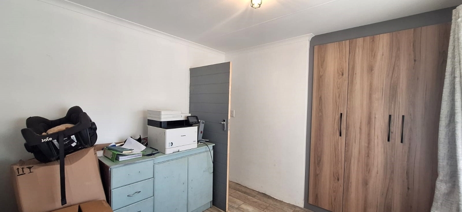 3 Bedroom Property for Sale in Faerie Glen Gauteng
