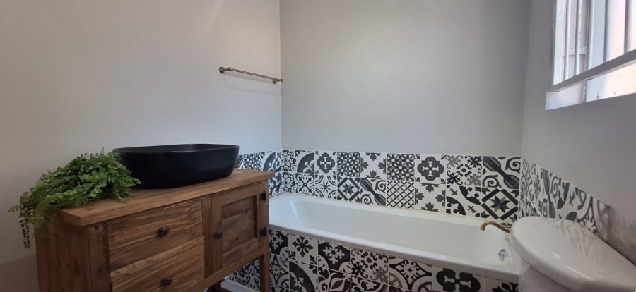 3 Bedroom Property for Sale in Faerie Glen Gauteng