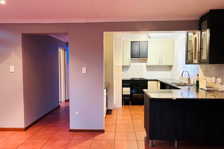 4 Bedroom Property for Sale in Barbeque Downs Gauteng