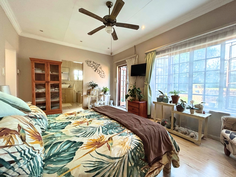 5 Bedroom Property for Sale in Valhalla Gauteng