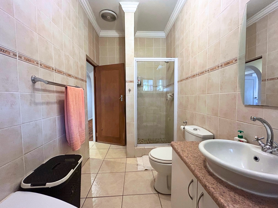5 Bedroom Property for Sale in Valhalla Gauteng