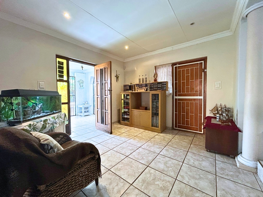 5 Bedroom Property for Sale in Valhalla Gauteng