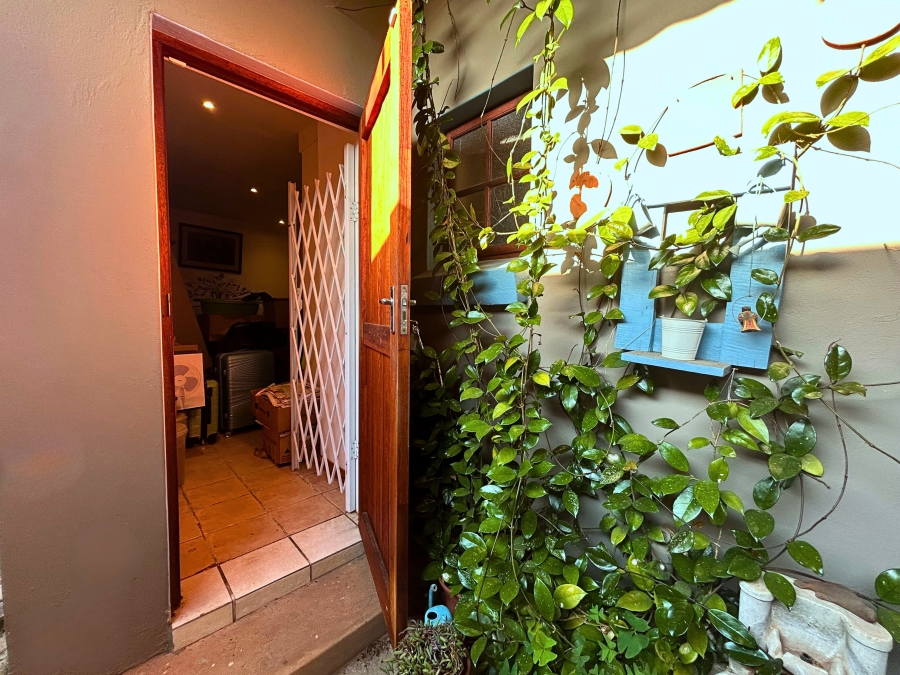 5 Bedroom Property for Sale in Valhalla Gauteng