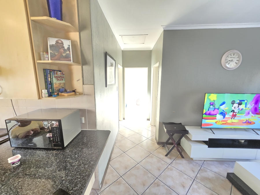 2 Bedroom Property for Sale in Wilgeheuwel Gauteng