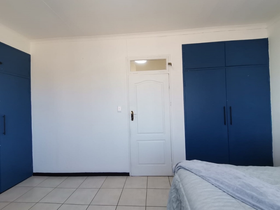 2 Bedroom Property for Sale in Brackenhurst Gauteng