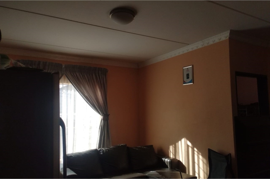 2 Bedroom Property for Sale in Jabulani Gauteng