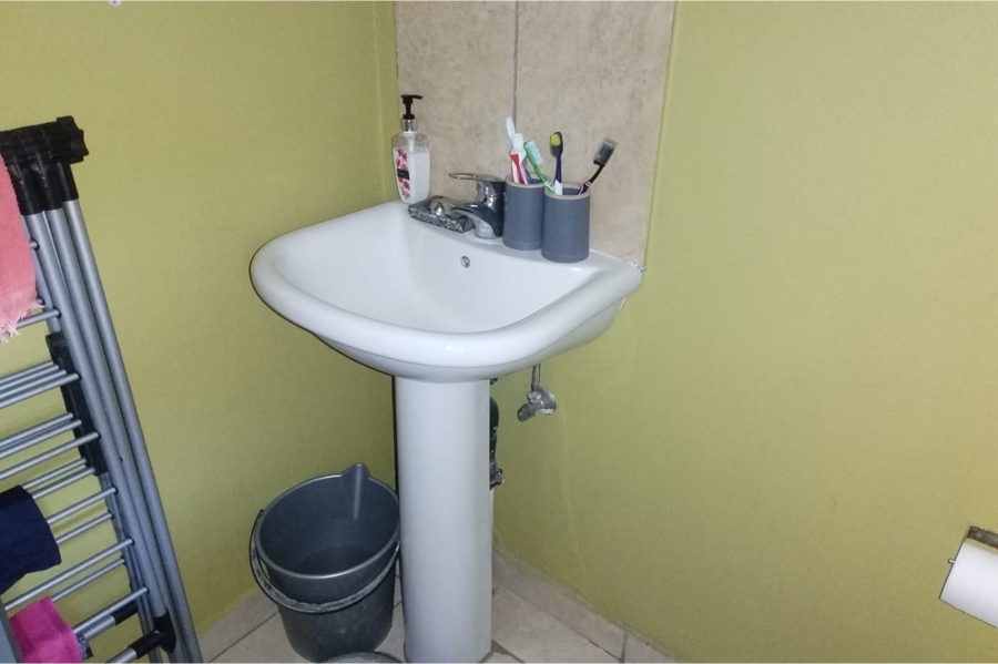 2 Bedroom Property for Sale in Jabulani Gauteng