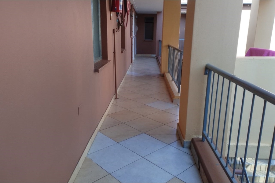 2 Bedroom Property for Sale in Jabulani Gauteng