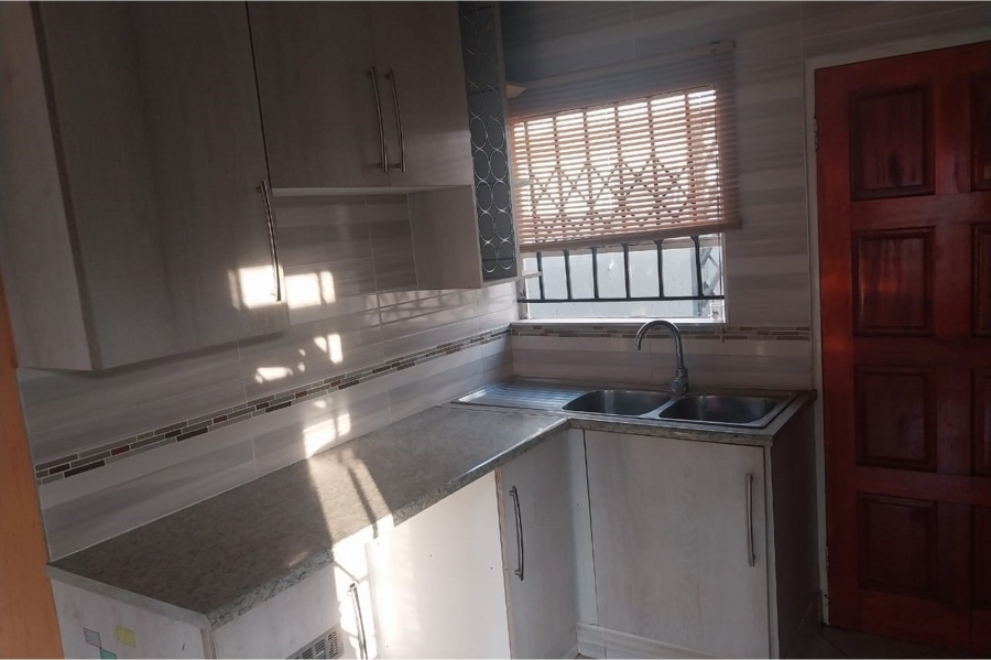 To Let 2 Bedroom Property for Rent in Lehae Gauteng