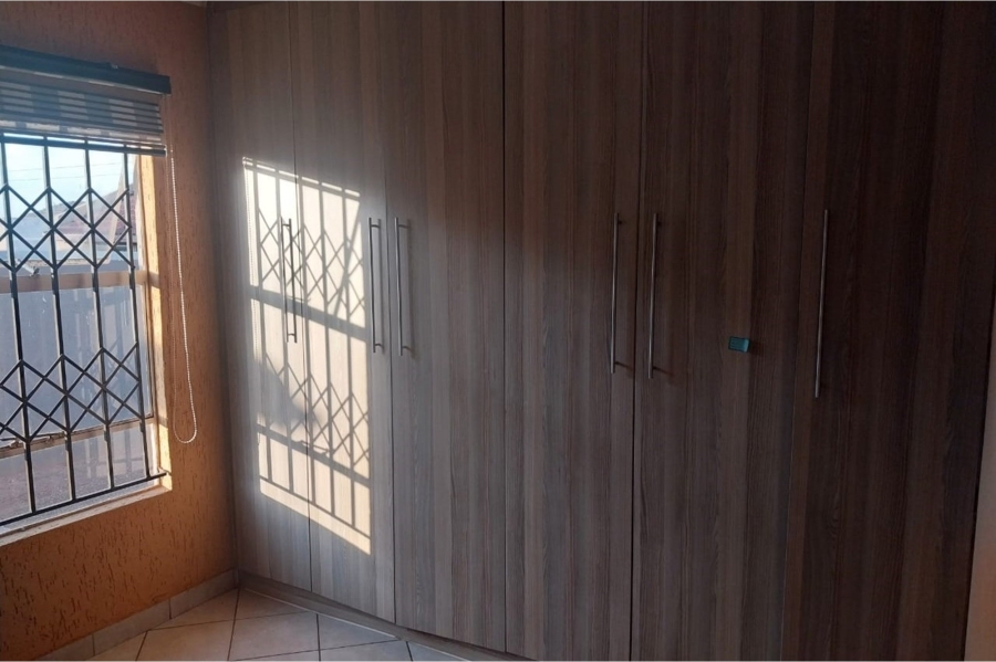 To Let 2 Bedroom Property for Rent in Lehae Gauteng