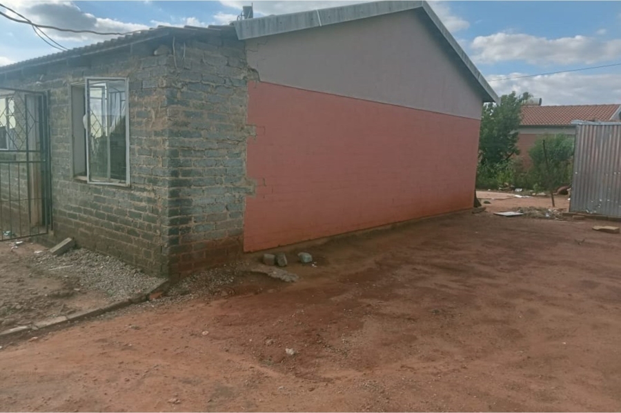 2 Bedroom Property for Sale in Lehae Gauteng