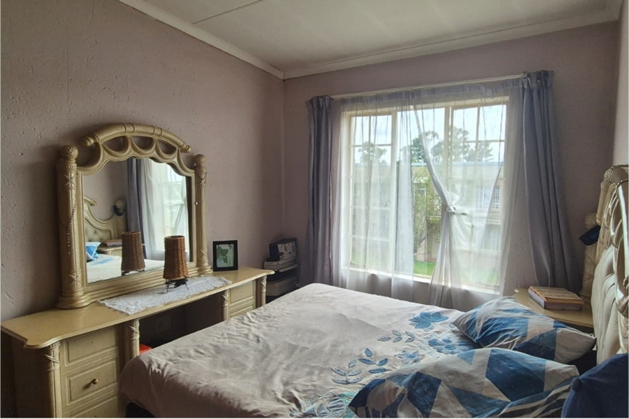2 Bedroom Property for Sale in Norton Park Gauteng