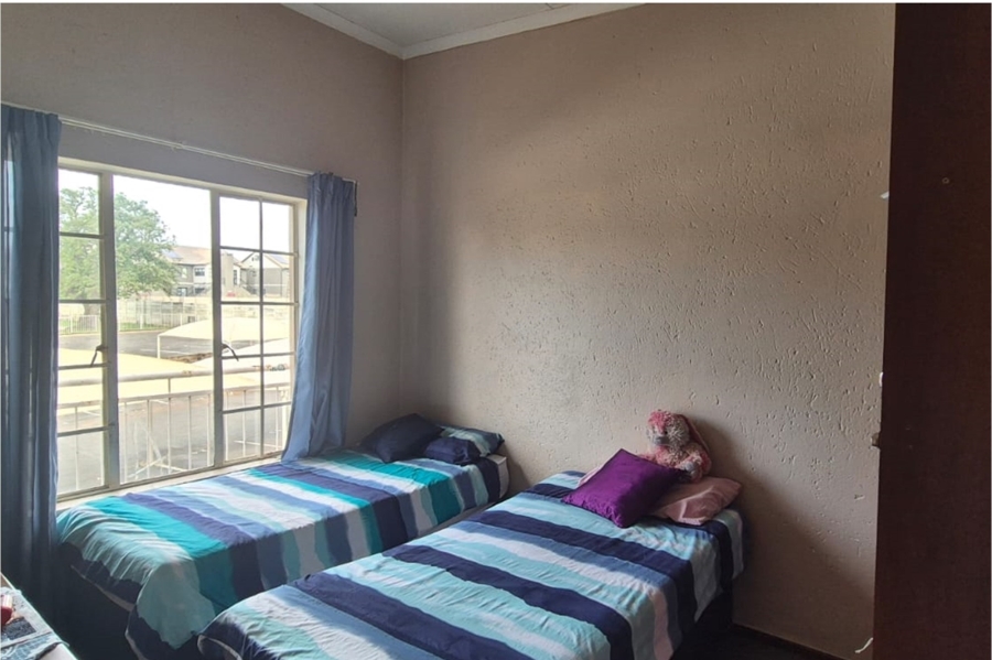 2 Bedroom Property for Sale in Norton Park Gauteng