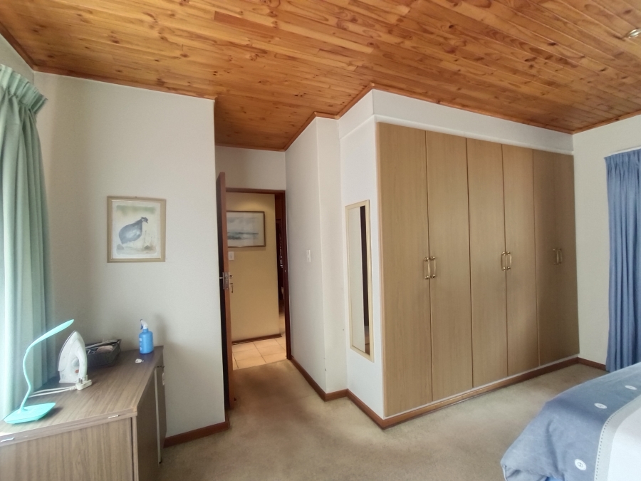 3 Bedroom Property for Sale in Hennopspark Gauteng