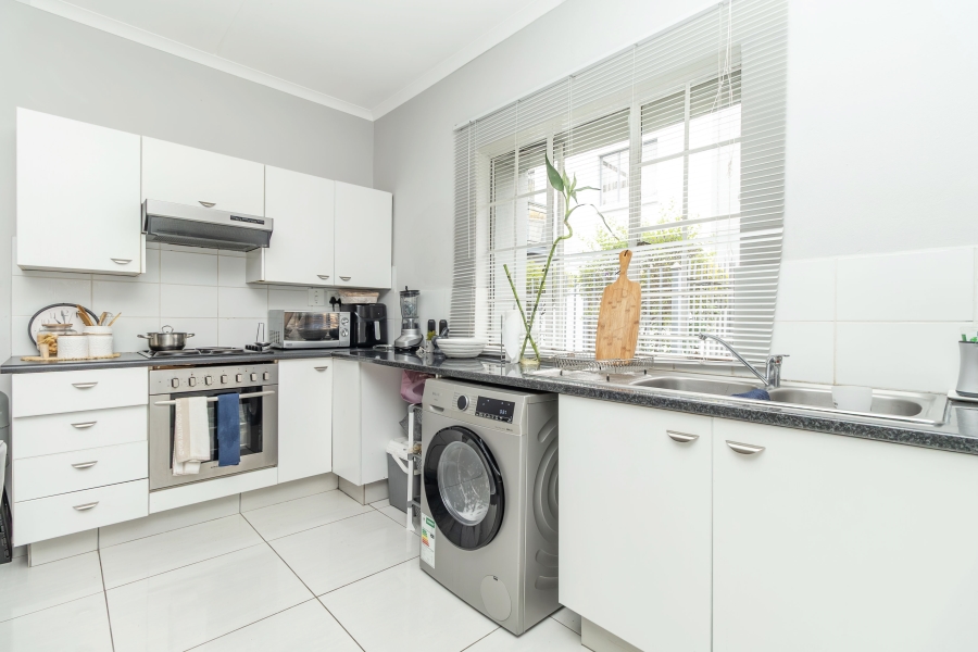 2 Bedroom Property for Sale in Douglasdale Gauteng