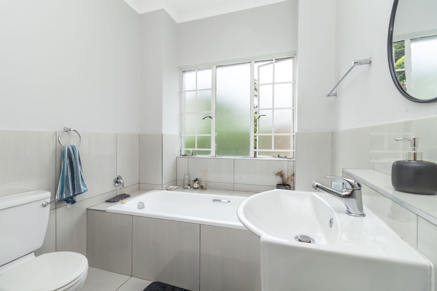 2 Bedroom Property for Sale in Douglasdale Gauteng