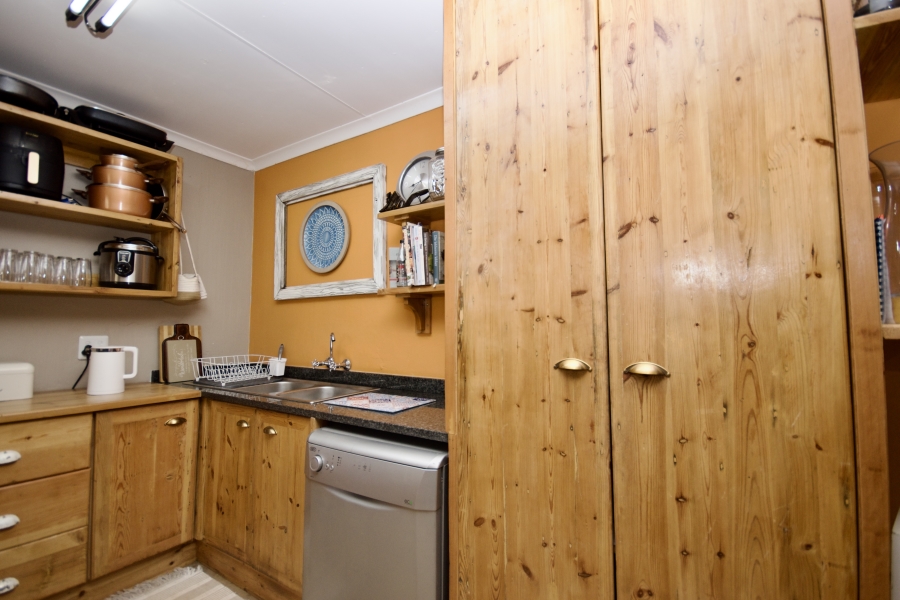 3 Bedroom Property for Sale in Eike Park Gauteng