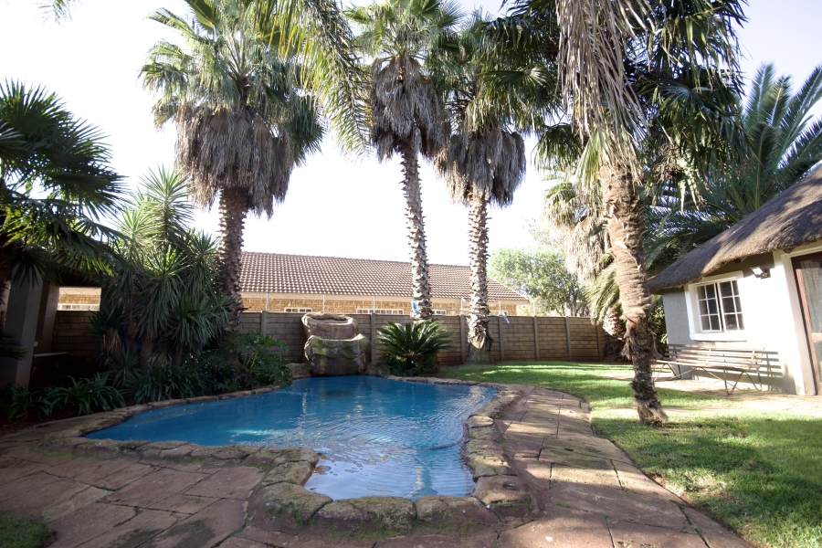 3 Bedroom Property for Sale in Eike Park Gauteng