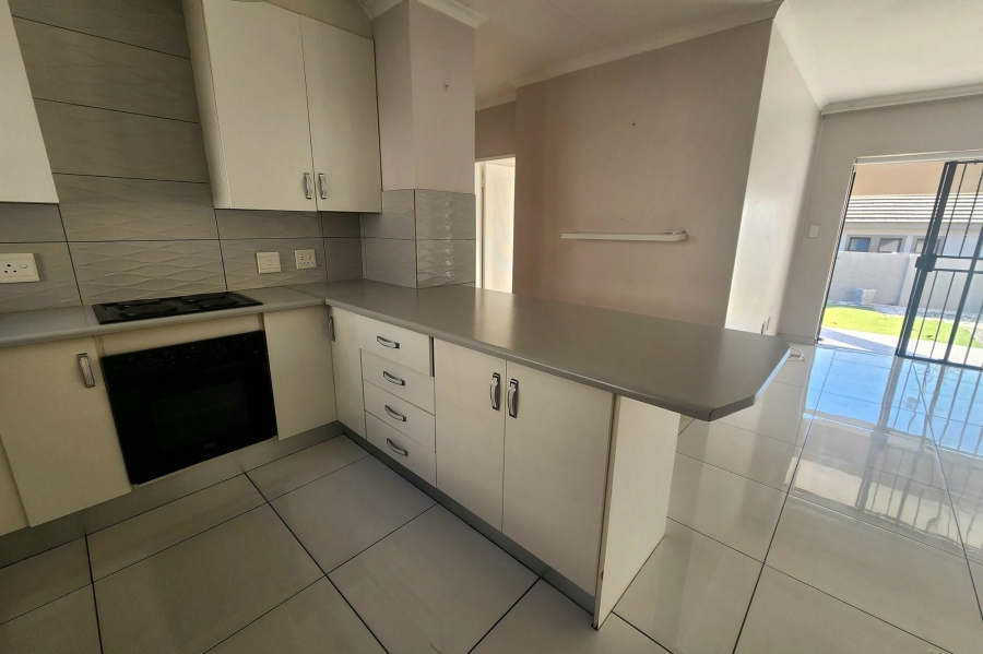 To Let 2 Bedroom Property for Rent in Kosmosdal Gauteng