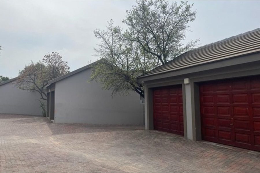 To Let 2 Bedroom Property for Rent in Kosmosdal Gauteng