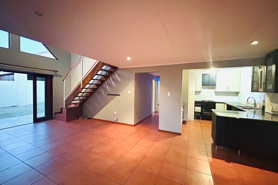 4 Bedroom Property for Sale in Barbeque Downs Gauteng