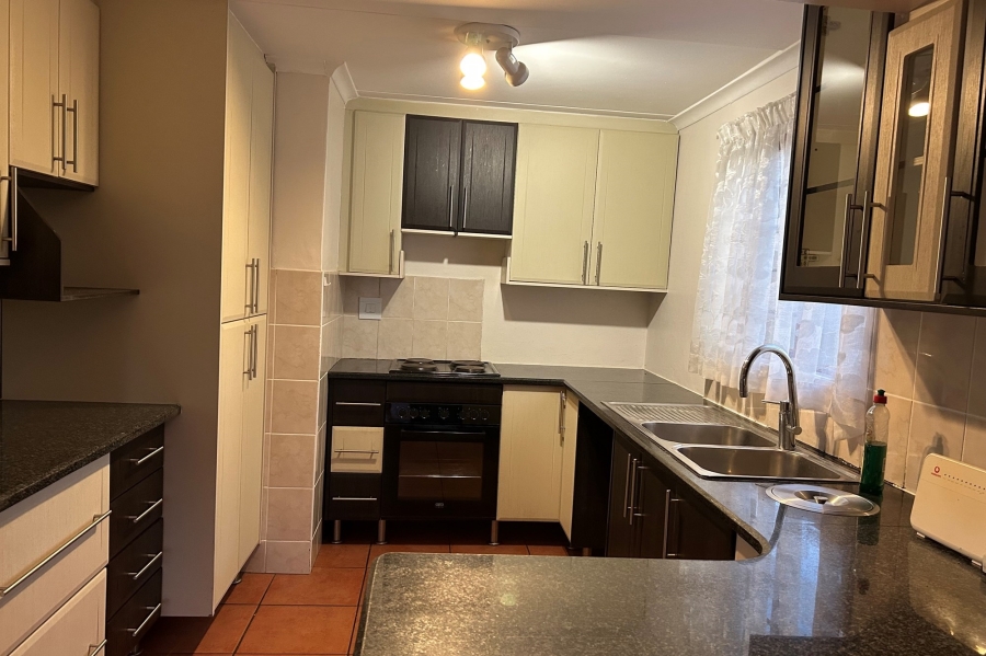 4 Bedroom Property for Sale in Barbeque Downs Gauteng