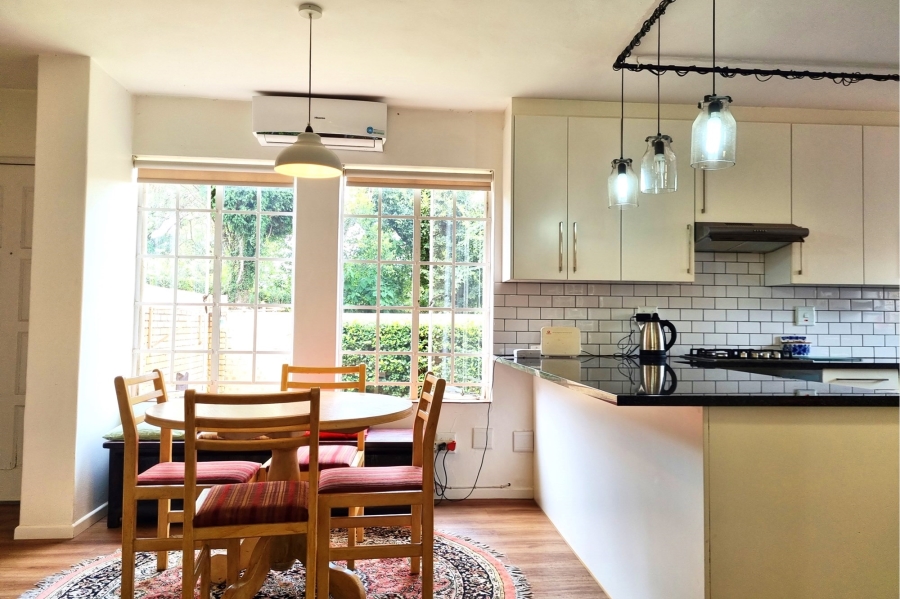 To Let 4 Bedroom Property for Rent in Faerie Glen Gauteng