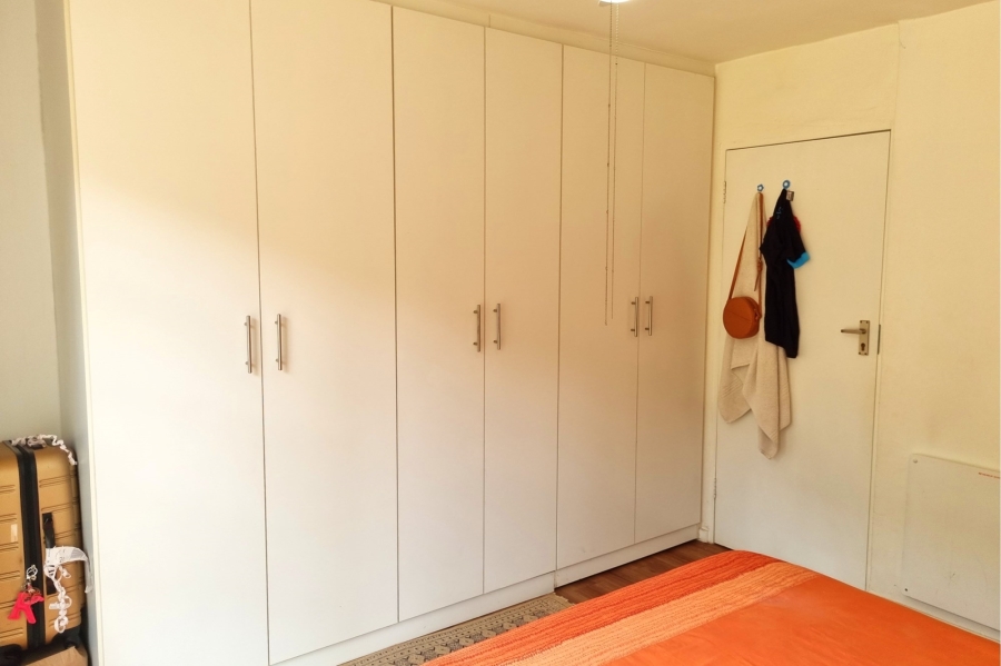 To Let 4 Bedroom Property for Rent in Faerie Glen Gauteng