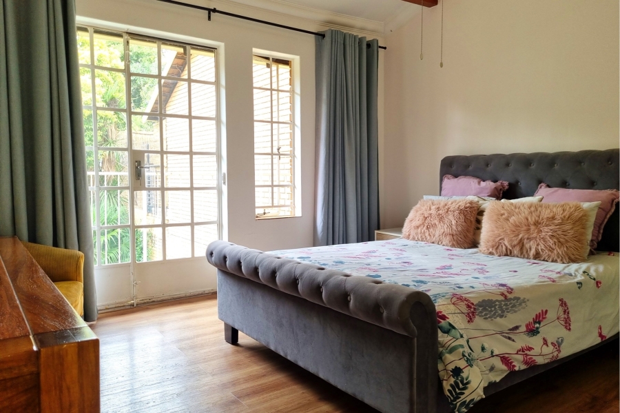 To Let 4 Bedroom Property for Rent in Faerie Glen Gauteng