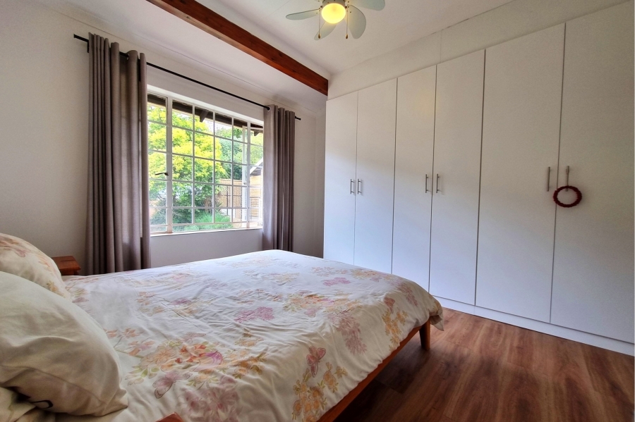 To Let 4 Bedroom Property for Rent in Faerie Glen Gauteng