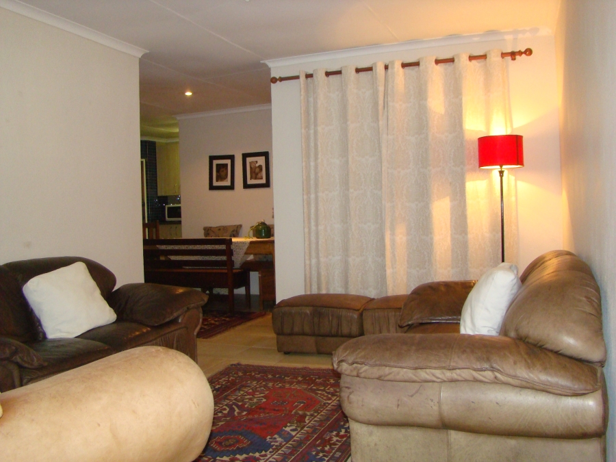 To Let 3 Bedroom Property for Rent in Kloofsig Gauteng