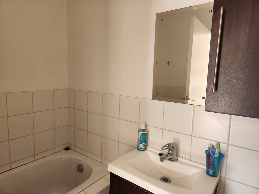 1 Bedroom Property for Sale in Ferndale Gauteng