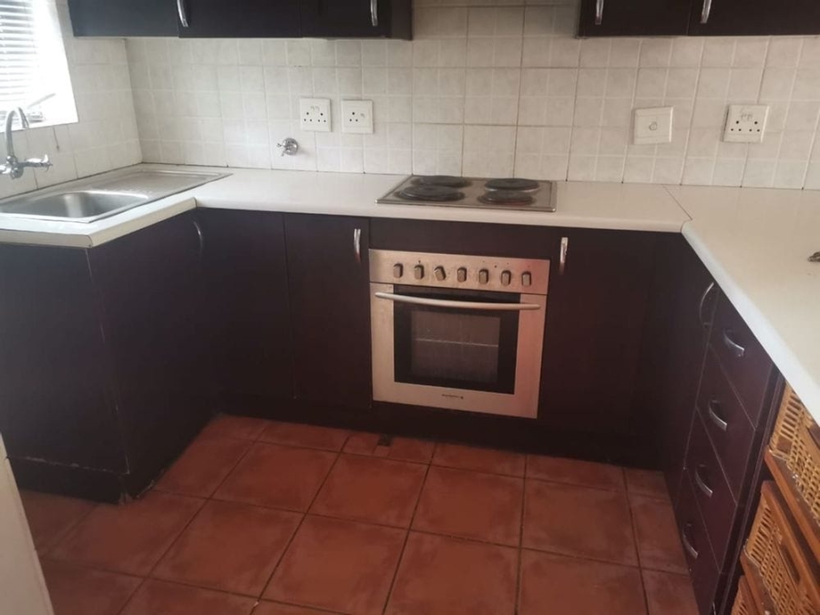 2 Bedroom Property for Sale in The Orchards Gauteng
