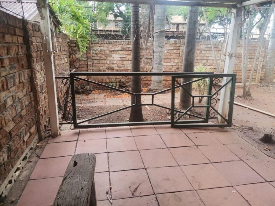 2 Bedroom Property for Sale in The Orchards Gauteng