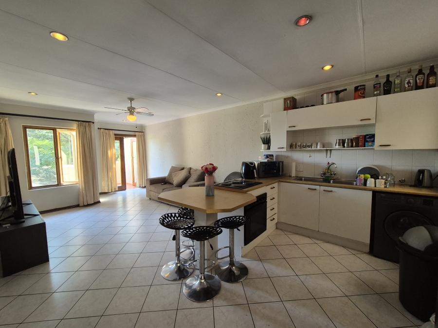 To Let 2 Bedroom Property for Rent in Buurendal Gauteng